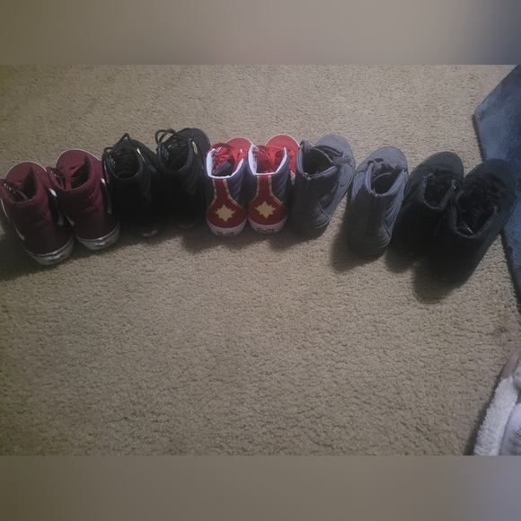 Vans - Picture 7 of 10